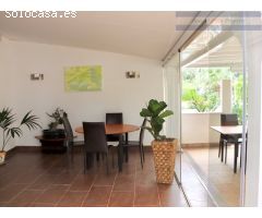 Vivienda constituida actualmente como Bed and Breakfast, 8 habitaciones.