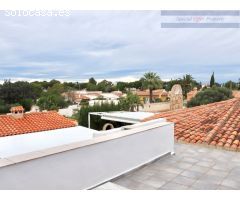 Vivienda constituida actualmente como Bed and Breakfast, 8 habitaciones.