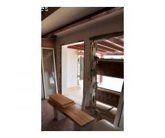 Vivienda constituida actualmente como Bed and Breakfast, 8 habitaciones.