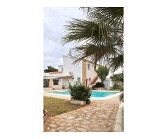 Vivienda constituida actualmente como Bed and Breakfast, 8 habitaciones.