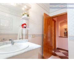 ¡Increíble villa en Denia con una gran parcela cerca del mar!