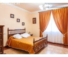 ¡Increíble villa en Denia con una gran parcela cerca del mar!
