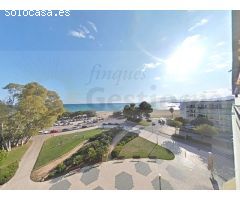 ATICO FRONTAL AL MAR EN CAMBRILS