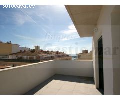 EDIFICIO DE RECIENTE CONSTRUCCIÓN EN EL CORAZÓN DEL PUERTO DE CAMBRILS