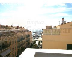 EDIFICIO DE RECIENTE CONSTRUCCIÓN EN EL CORAZÓN DEL PUERTO DE CAMBRILS
