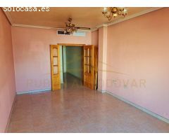Casa individual sobre parcela de 490 m2 en Jardines del Paraiso