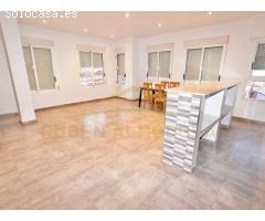 Casa individual sobre parcela de 490 m2 en Jardines del Paraiso