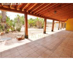 Casa individual sobre parcela de 490 m2 en Jardines del Paraiso
