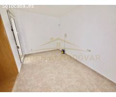 Local comercial nuevo a estrenar en zona prime del puerto de Cambrils.
