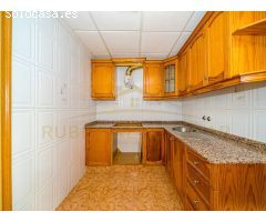 Local comercial nuevo a estrenar en zona prime del puerto de Cambrils.