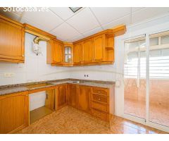 Local comercial nuevo a estrenar en zona prime del puerto de Cambrils.