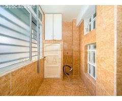 Local comercial nuevo a estrenar en zona prime del puerto de Cambrils.
