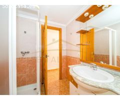 Local comercial nuevo a estrenar en zona prime del puerto de Cambrils.