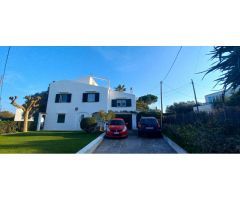 Casa con jardín y garaje en Son Vilar