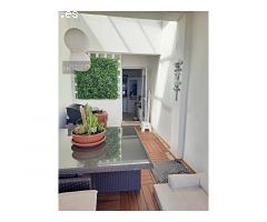 Ático en Venta en Benalmádena: Exclusivo con Vistas Frontales al Mar y Solárium