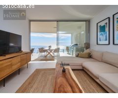Apartamento de lujo en venta con vistas panorámicas al mar en Benalmádena