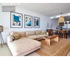 Apartamento de lujo en venta con vistas panorámicas al mar en Benalmádena