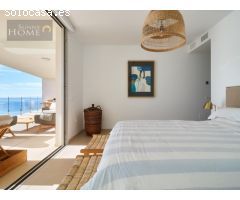 Apartamento de lujo en venta con vistas panorámicas al mar en Benalmádena