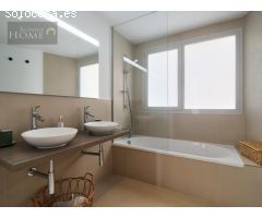 Apartamento de lujo en venta con vistas panorámicas al mar en Benalmádena