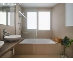 Apartamento de lujo en venta con vistas panorámicas al mar en Benalmádena