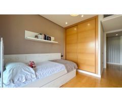 HABITACIÓN DISPONIBLE