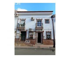 Encantadora Casa de Pueblo en el Corazón de Pizarra