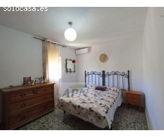Casa de pueblo en Gibralgalia