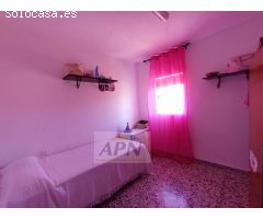 Casa de pueblo en Gibralgalia