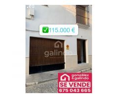 PISO BAJO CON PLAZA DE APARCAMIENTO Y TRASTERO