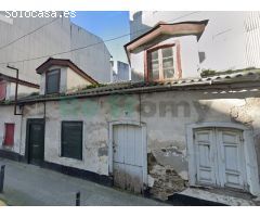 Casa a reformar al lado de la playa de Sada