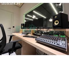 Sofisticados despachos en Matogrande desde 255€