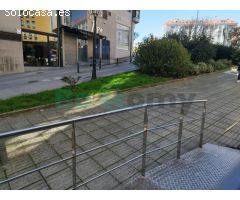 Se alquila local comercial acondicionado como Cafetería/Restaurante
