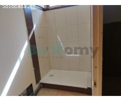 Se alquila local comercial acondicionado como Cafetería/Restaurante