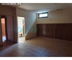 Se alquila local comercial acondicionado como Cafetería/Restaurante