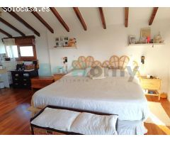 EXclusivo chalet independiente de 354 m² en Pravio (Cambre)