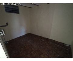 CASA EN VENTA CON 4 HABITACIONES Y PATIO EN CIRAT - CASTELLÓN