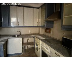 CASA A LA VENTA EN EL CASCO ANTIGUO DE CHIVA - VALENCIA CON 3 HABITACIONES