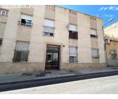 PISO A LA VENTA EN ALMERIA CON ASCENSOR Y 4 HABITACIONES