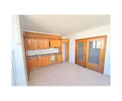 PISO EN VENTA EN YECLA - MURCIA CON 3 HABITACIONES Y BALCÓN