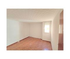 PISO EN VENTA EN YECLA - MURCIA CON 3 HABITACIONES Y BALCÓN