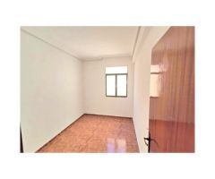 PISO EN VENTA EN YECLA - MURCIA CON 3 HABITACIONES Y BALCÓN