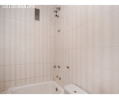 PISO DE CUATRO DORMITORIOS A LA VENTA EN YECLA - MURCIA