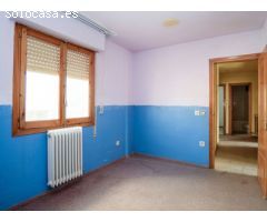 PISO DE CUATRO DORMITORIOS A LA VENTA EN YECLA - MURCIA