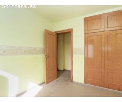 PISO DE CUATRO DORMITORIOS A LA VENTA EN YECLA - MURCIA