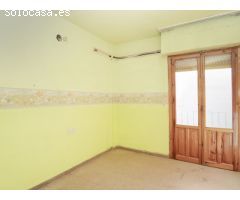 PISO DE CUATRO DORMITORIOS A LA VENTA EN YECLA - MURCIA