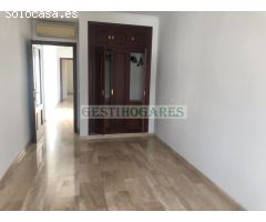 BAJO CON JARDÍN PRIVADO EN EL CENTRO