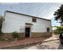 FINCA RUSTICA CON CASA DE CAMPO Y BOXES