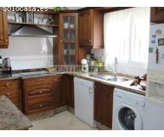 CHALET URBANO Y URBANIZADO CON PISCINA