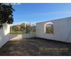 Magnifico terreno de Regadio con casa para disfrutar en Alhaurin de la Torre