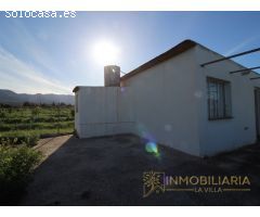 Magnifico terreno de Regadio con casa para disfrutar en Alhaurin de la Torre